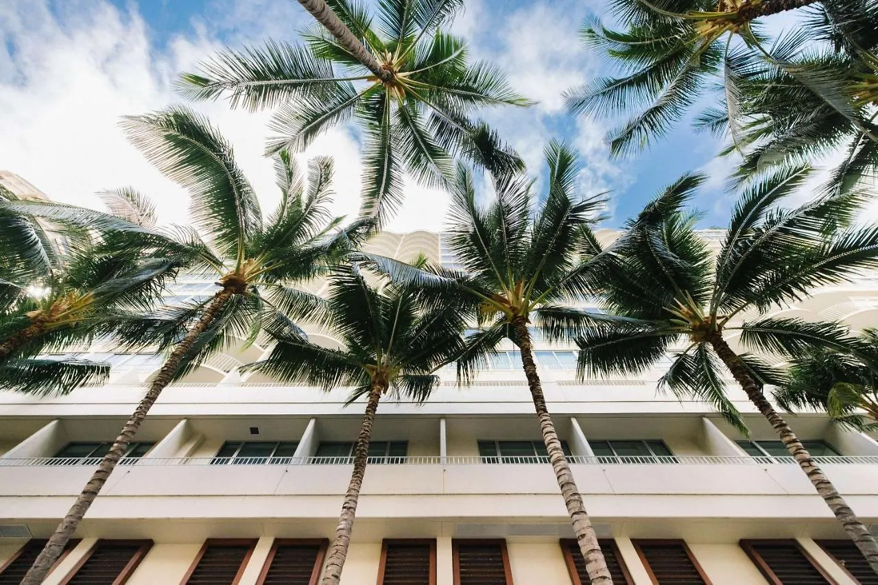 Hilton Vacation Club The Modern Honolulu Hotel