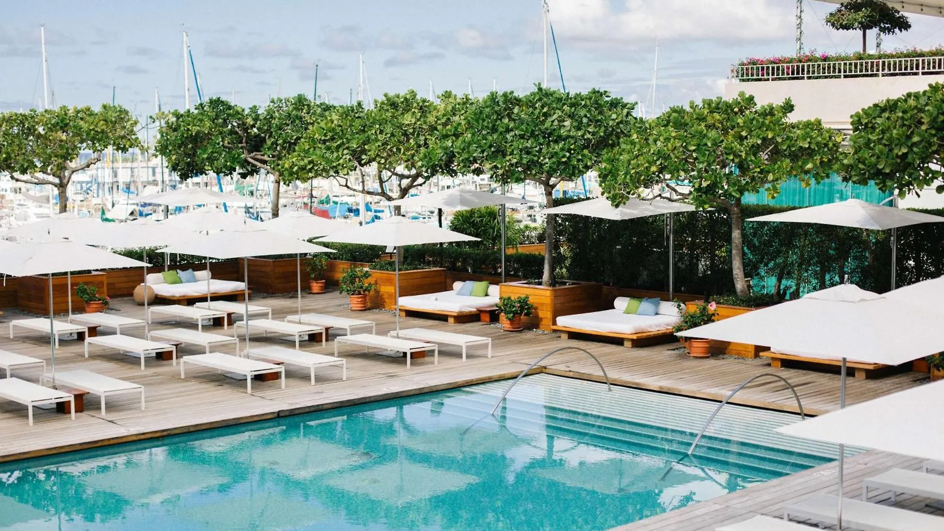 Hotel Hilton Vacation Club The Modern Honolulu 3*,